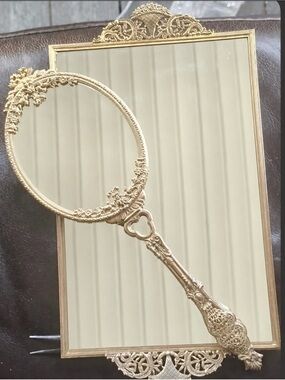 Vintage 1950s Stylebuilt 24K Gold plated vanity set- Mirror tray and hand mirror